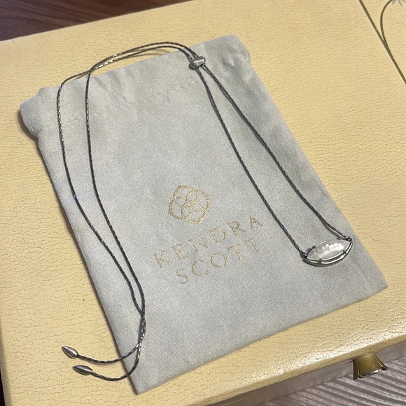 Kendra Scott Meghan Pendant Necklace & Dust Bag - Picture 6 of 6